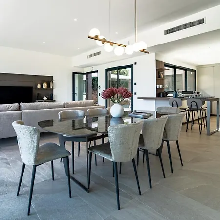 Vila Gigi - Luxe Design - Face Saint Tropez