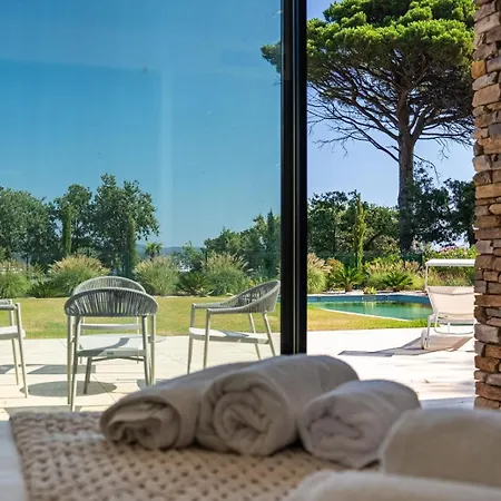 Vila Gigi - Luxe Design - Face Saint Tropez